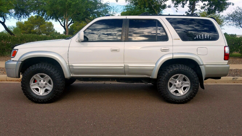WHITE%20LIFTED.jpg