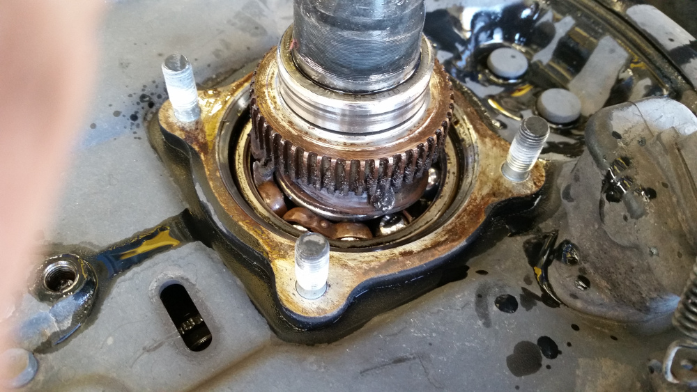 BEARING%20ON%20SHAFT.jpg